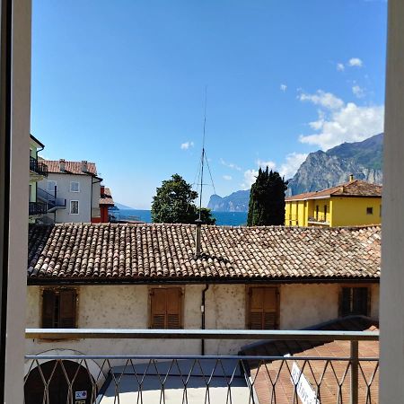 Appartamenti Baia Azzurra 3. Торболе Экстерьер фото