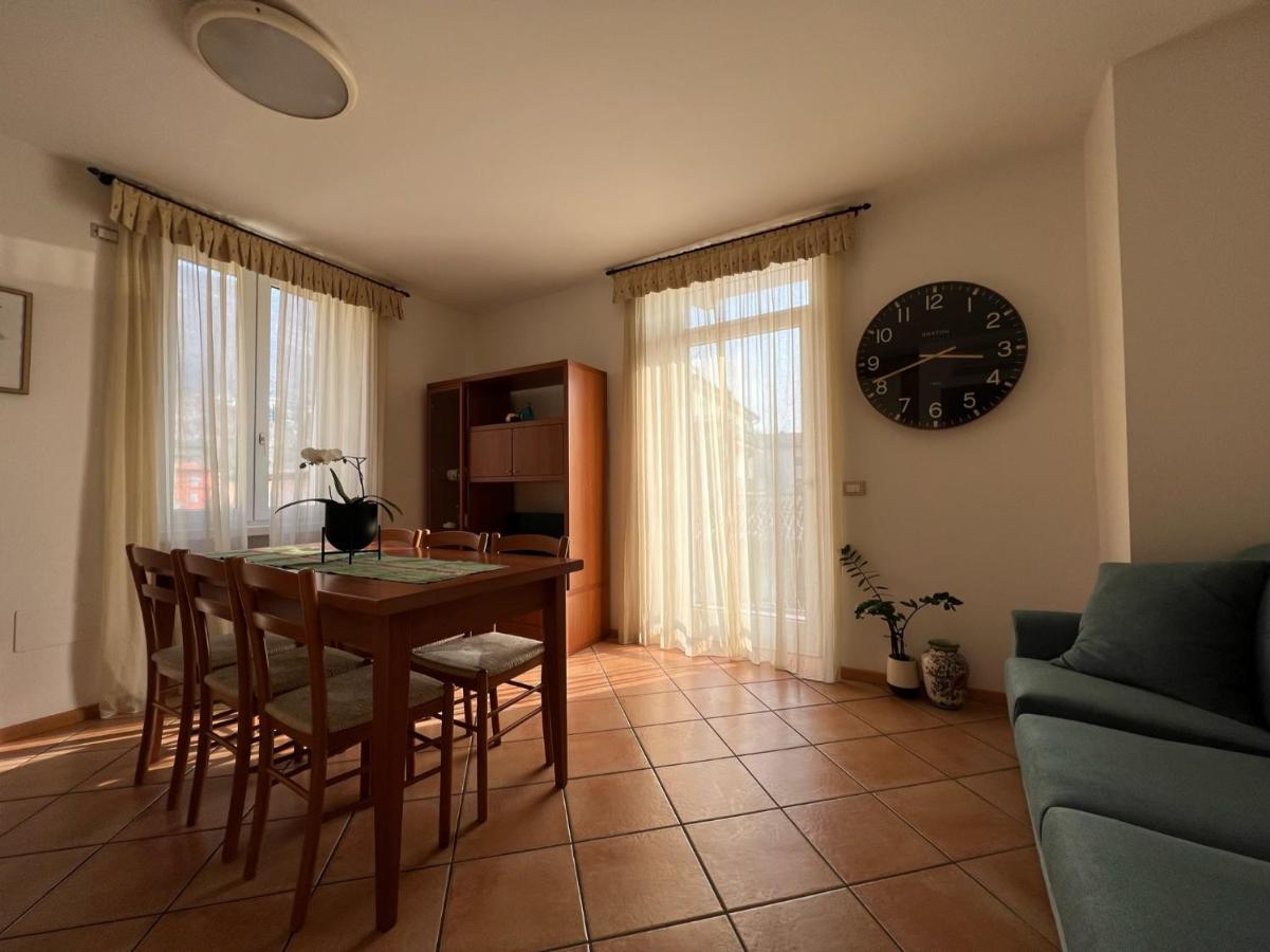 Appartamenti Baia Azzurra 3. Торболе Экстерьер фото